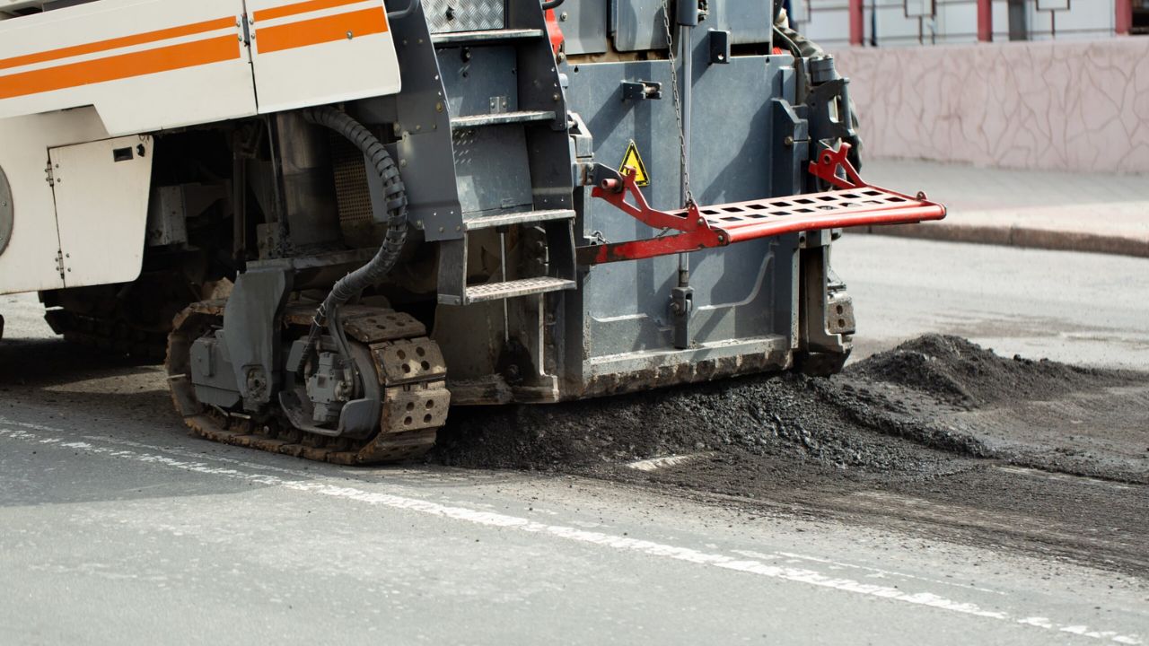 How Do Road Milling Tools Improve Pavement Maintenance Efficiency?